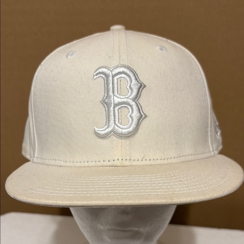 Boston Redsox baseball hat cap white size 7 3/8 New Era 59fifty